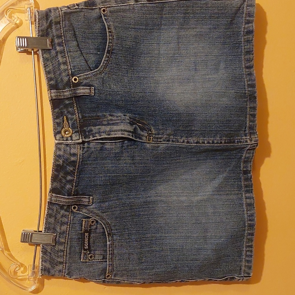 Squeeze jeans skirt